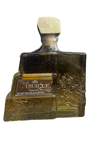 EL Trueque tequila Reposado