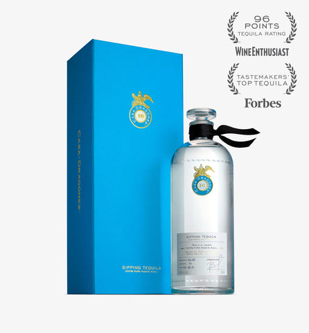 CASA DRAGONES TEQUILA JOVEN SIPPING